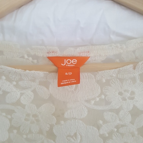 Joe Fresh lace shirt - Picture 2 of 4